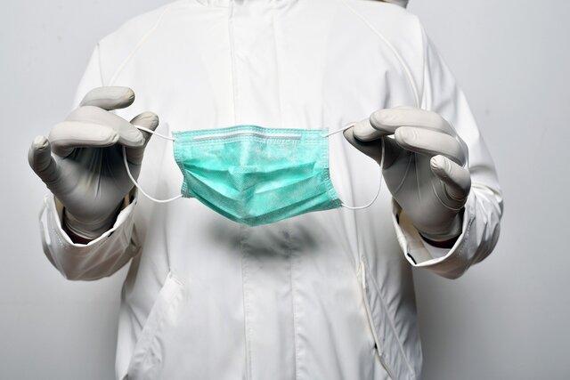 Iranian Firm Acquires Know-How to Produce 3-Ply Surgical Mask