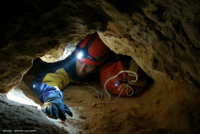 Iran Home to Attractive, Dreadful Caves for Tourists