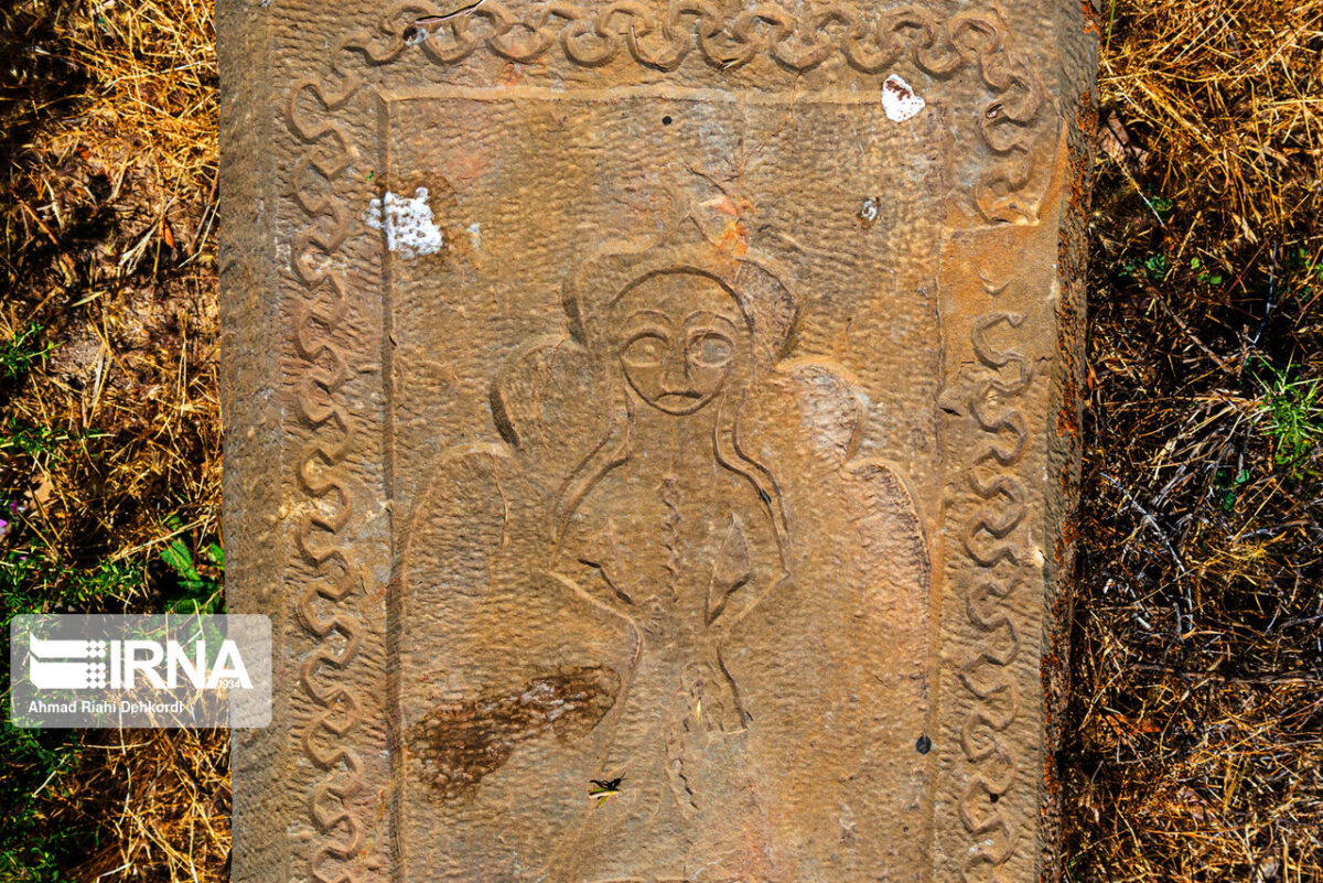 Iran in Photos: Armenian Cemeteries of Chaharmahal and Bakhtiari 18 Armenian Cemeteries of Chaharmahal and Bakhtiari 3