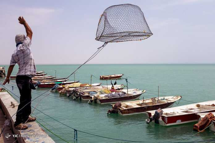 Bahrakan; The Biggest Fishing Port of Iran 16