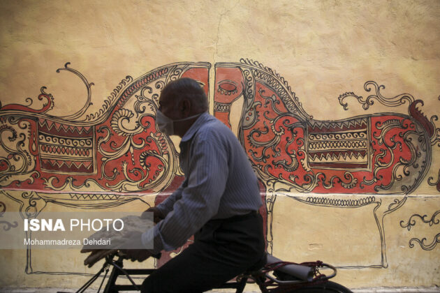 Iran's First 'Gallery Alley' Opens in Qavam Orangery of Shiraz 1