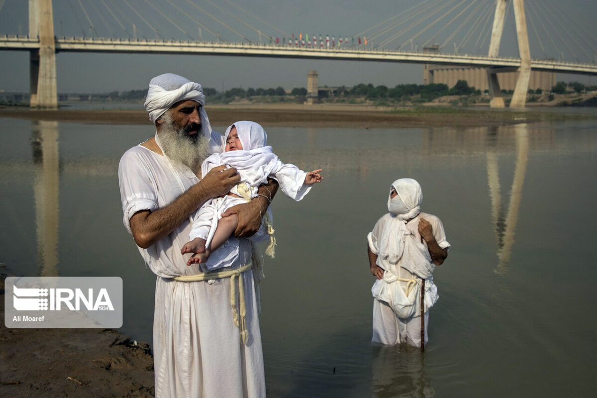 Mandaean Children Baptized in Iran's Karun River 16 Mandaean Children Baptized in Iran's Karun River