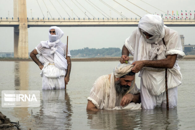 Mandaean Children Baptized in Iran's Karun River