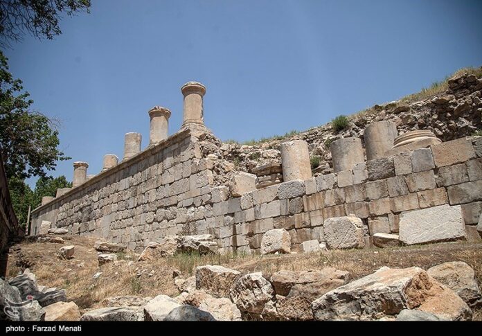 Iran's History In Photos: Ancient Temple Of Anahita - Iran Front Page