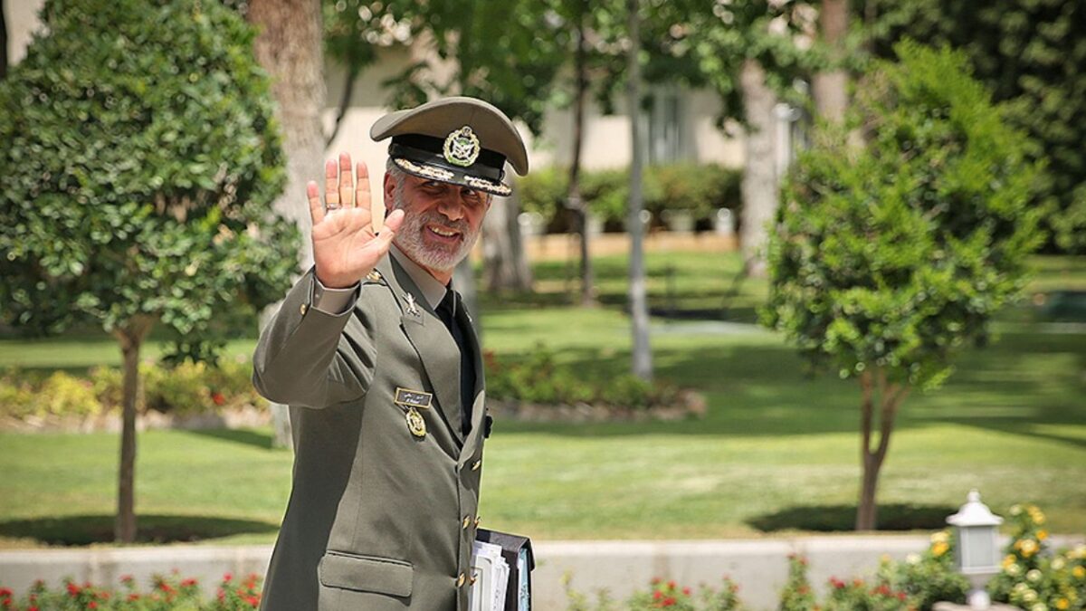 Iran's Defence Minister Due in Russia to Attend Military Expo