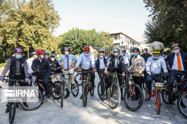 European Envoys Join Tehran Mayor in Car-Free Day Cycling
