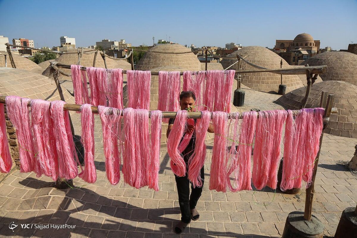 Iran in Photos: Art of Natural Dyeing