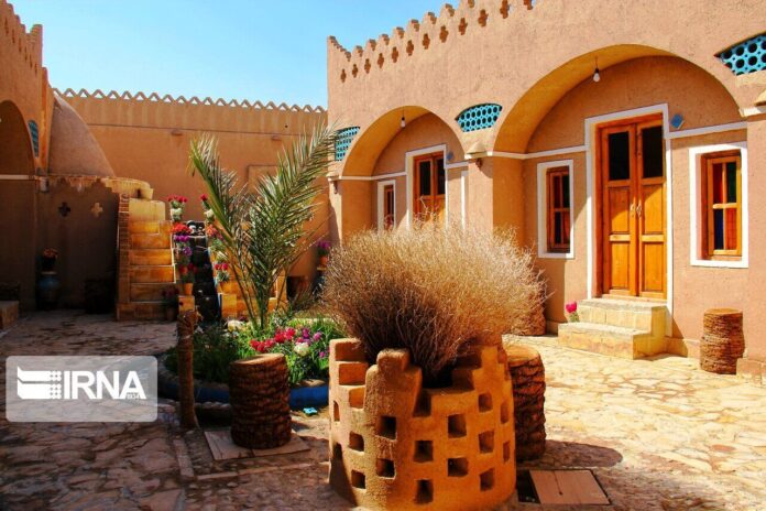 Iran Introduces Package to Support Coronavirus-Hit Tourism Industry