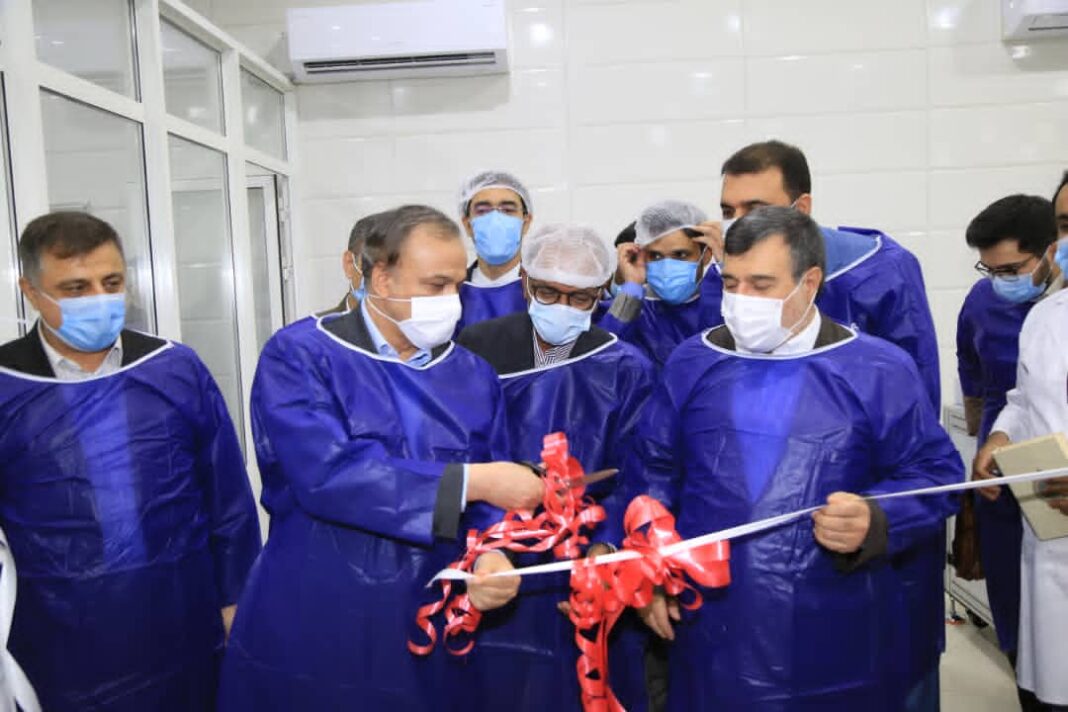 Iran Opens New Mask Producing Facility