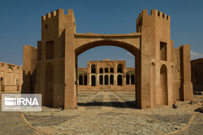 The Farm Where Anthony Quinn's Caravans Was Filmed 23 The Farm Where Anthony Quinn's Caravans Was Filmed 23