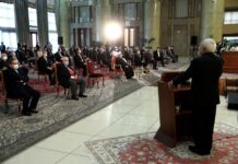 Iranians Emerged Victorious against Armed-to-the-Teeth Enemy: Zarif