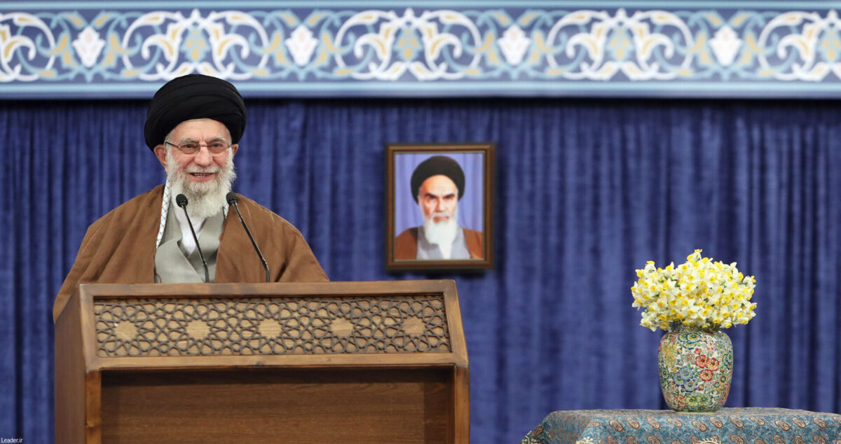 Iranian People Begin 'Year of Production, Support, Removal of Barriers'