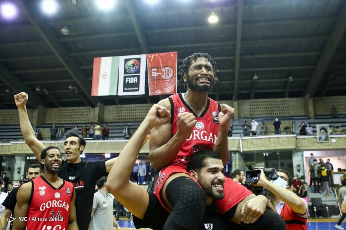 US Basketball Player’s Buzzer Beater Saves His Iranian Side