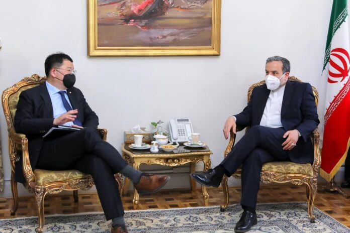 Iranian Delegation in Vienna for Fresh Round of Talks