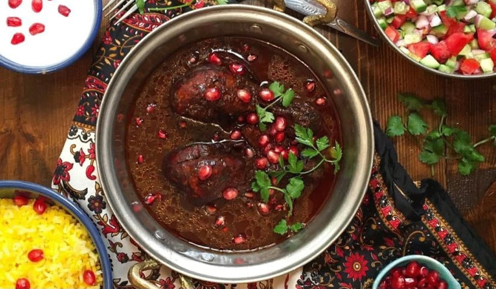 Iranians Offer Special Votive Foods during Muharram