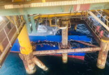 “Speedboat hits South Pars Platform in Persian Gulf”