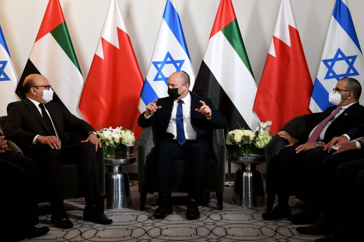 Israeli PM meets Persian Gulf top diplomats