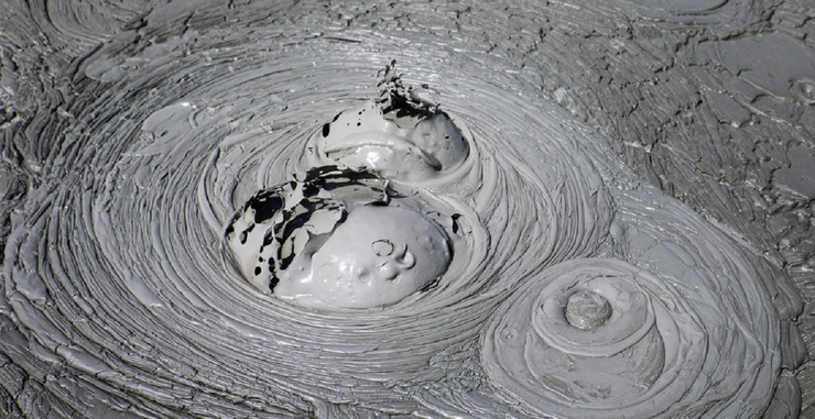 Tong mud domes amazing phenomena in Sistan and Baluchestan 1
