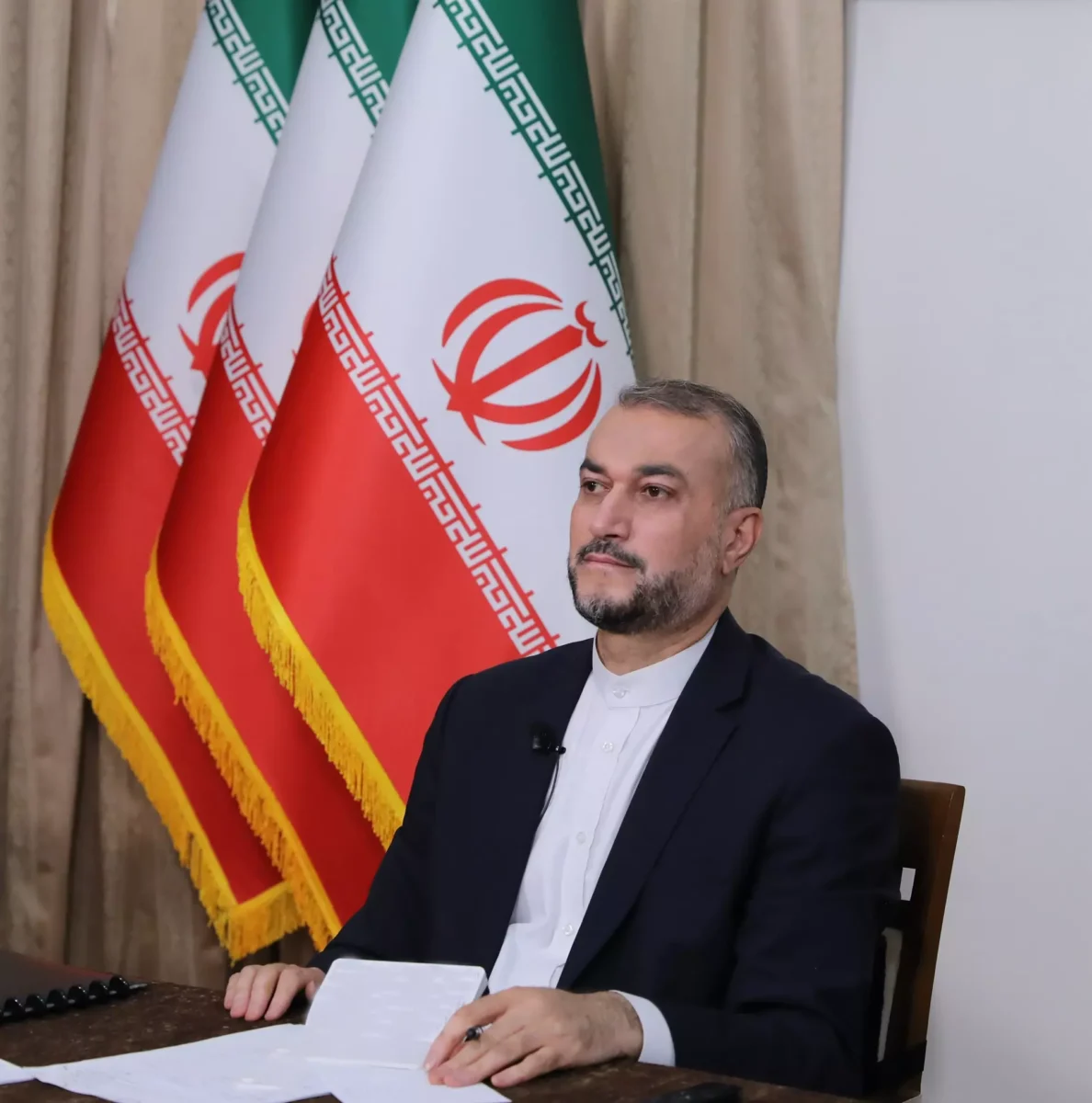 Iran FM: Tehran favors talks that ensure rights and interests of Iranians 1 Iran FM: Tehran favors talks that ensure rights and interests of Iranians