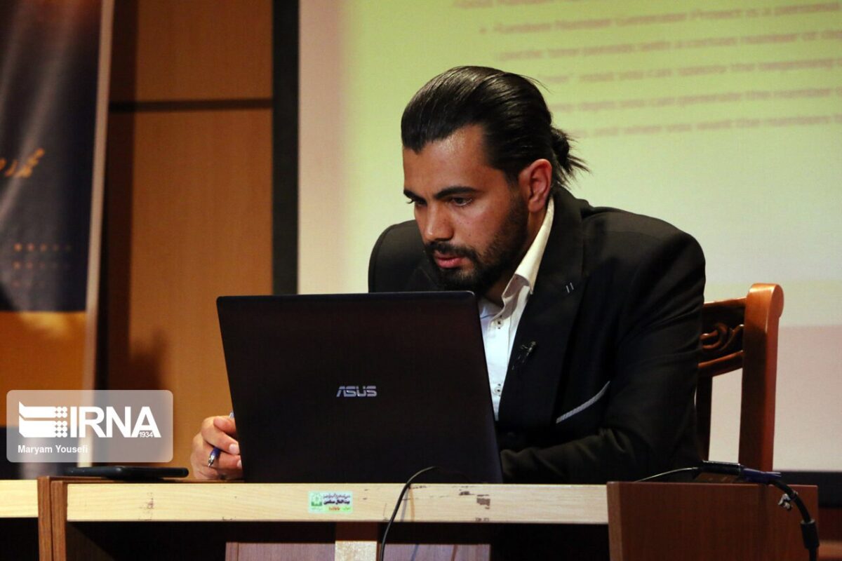 Young Iranian from Tabriz breaks world record of memorizing numbers