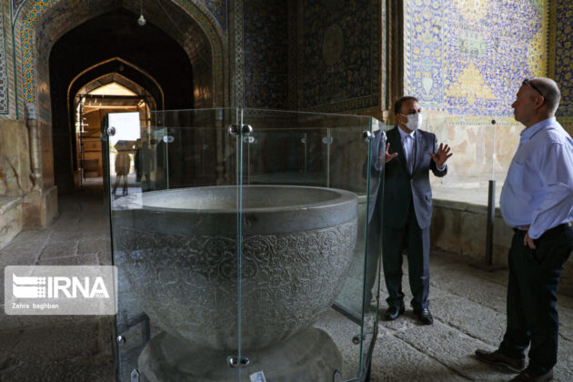 Swiss Parliament speaker visits Isfahan, Yazd