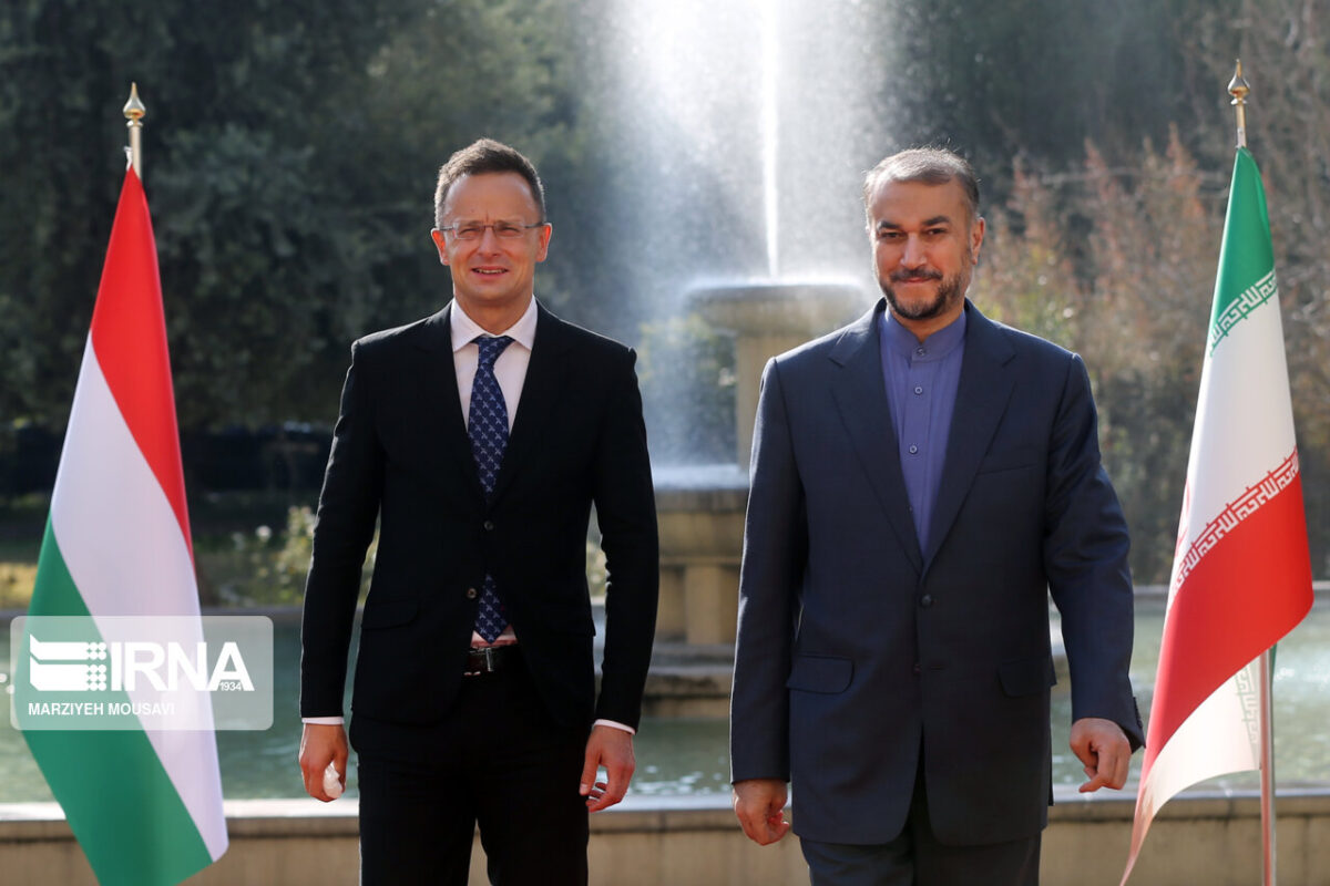 Iran FM: Hungary to issue entry visas based on Iranian covid jabs 1 Iran FM: Hungary to issue entry visas based on Iranian covid jabs