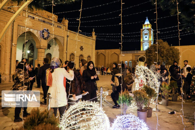 New Year celebrations in Isfahans Julfa 10