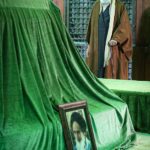 Iran' leader visits Imam Khomeini's mausoleum