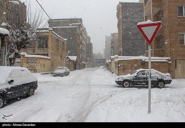 Iran’s NW city of Ardabil covered in snow again