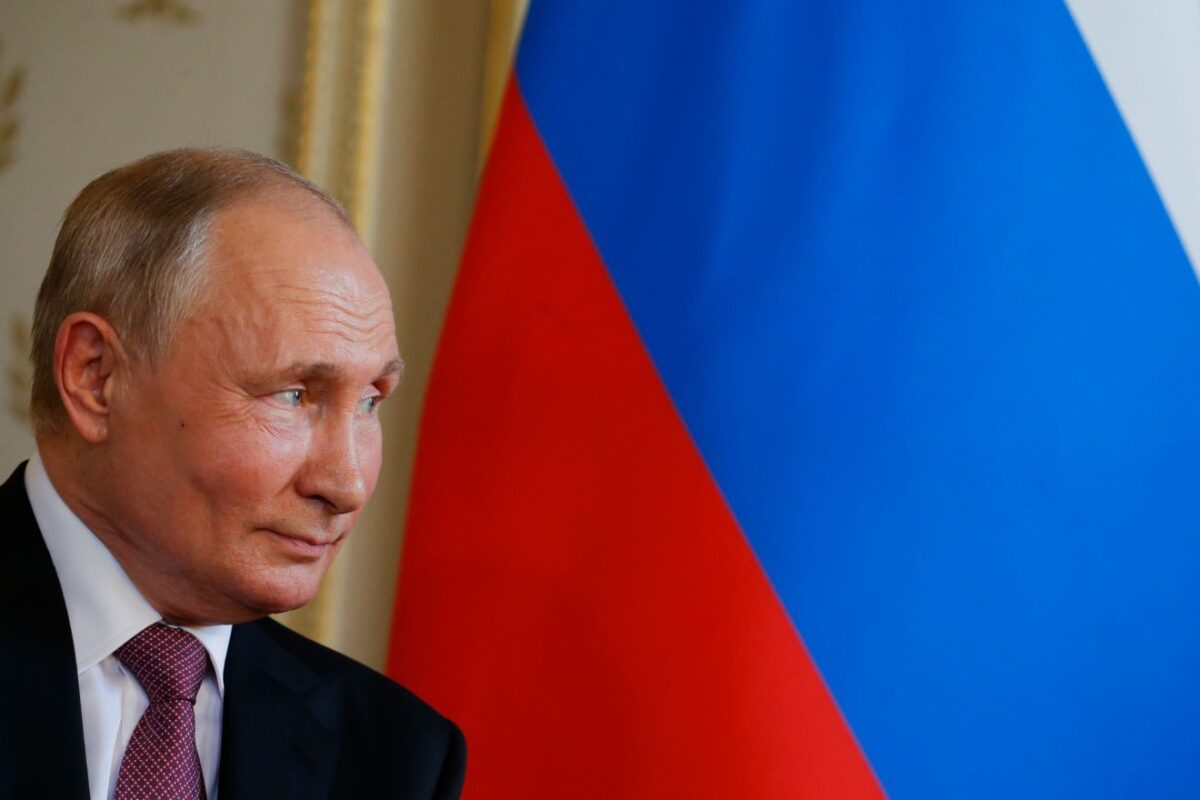 Russia warns US against imposing sanctions on Putin