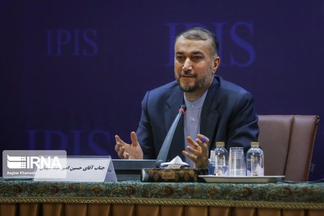 FM: Iranian negotiators face a double game by Western sides in Vienna