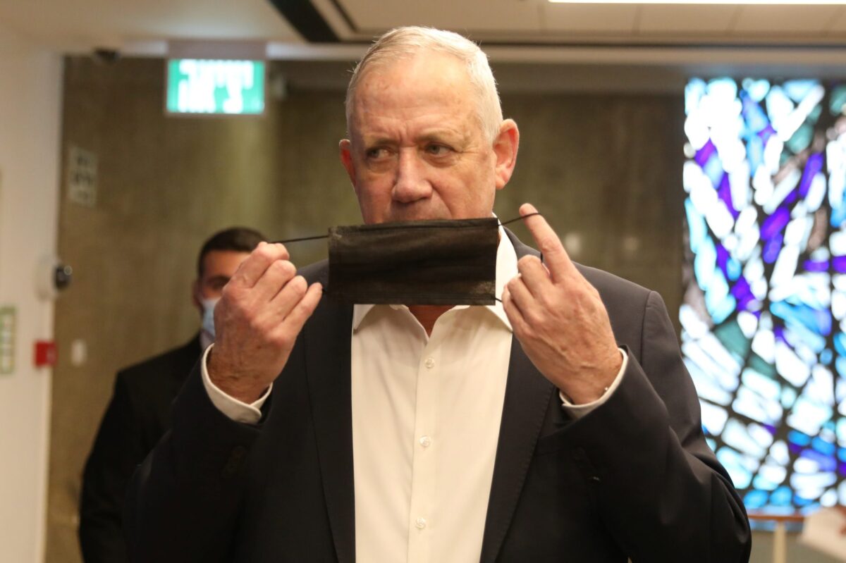 Israeli minister of military affairs makes surprise visit to Bahrain 1 Israeli minister of military affairs makes surprise visit to Bahrain