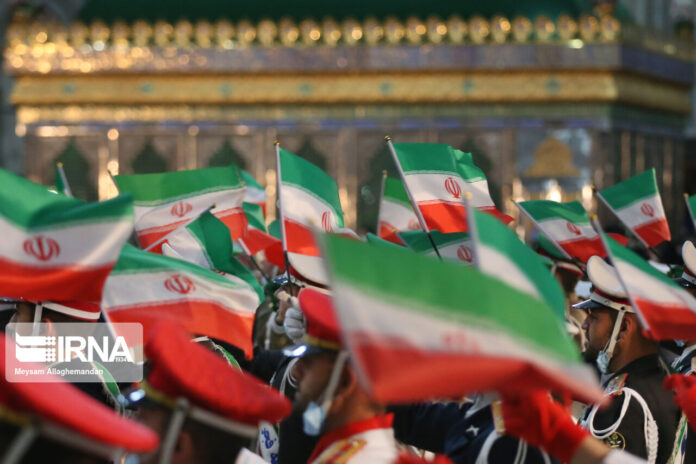 Ten-day Dawn special programs begin in shrine of Imam Khomeini (6)