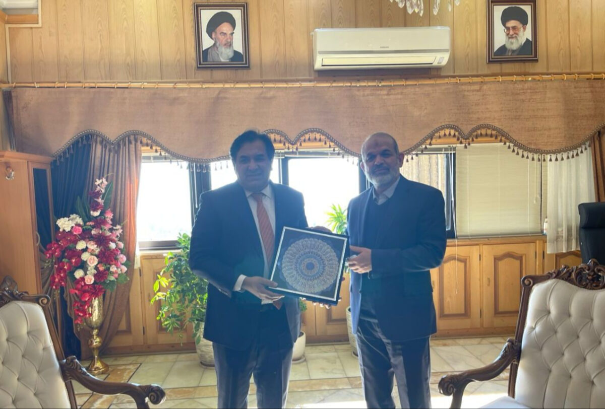 Iran interior minister calls for development of border markets with Pakistan