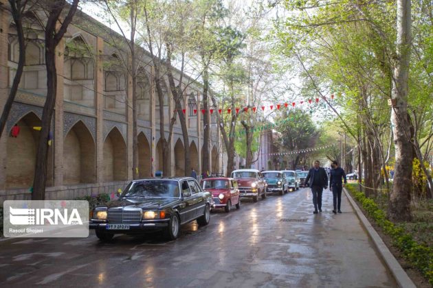 Rally of classic cars in Iran