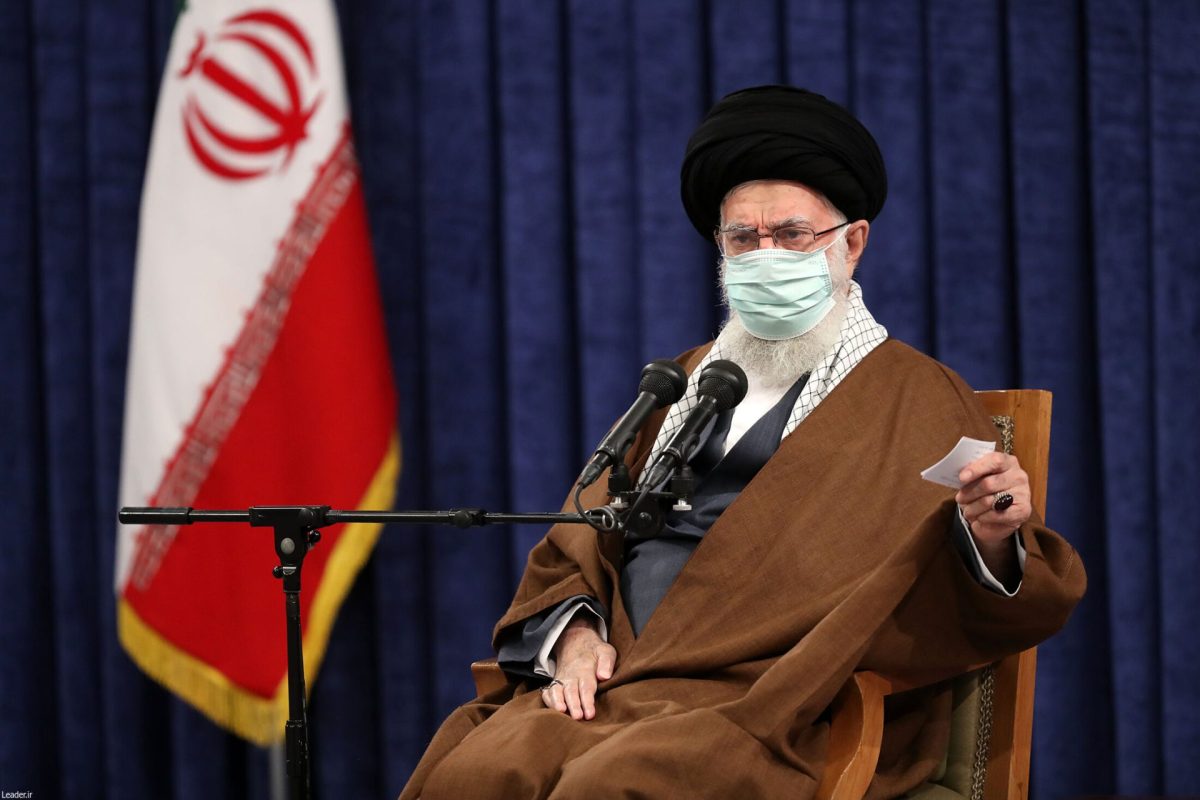 Ayatollah Khamenei: Retreating in the face of the US big mistake