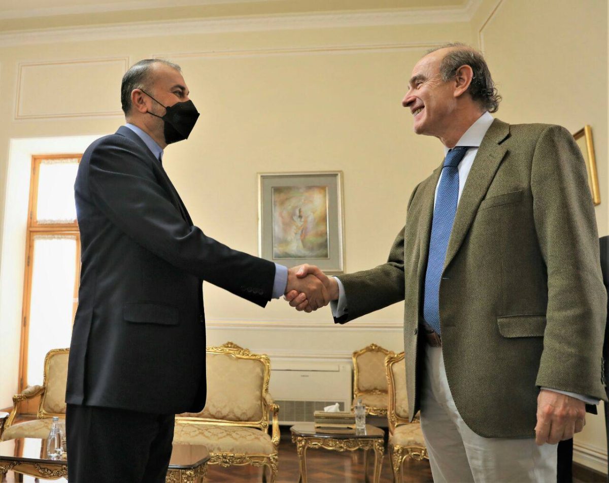 Iran FM: US lack of political decision obstacle to nuclear deal 1 Iran FM: US lack of political decision obstacle to nuclear deal