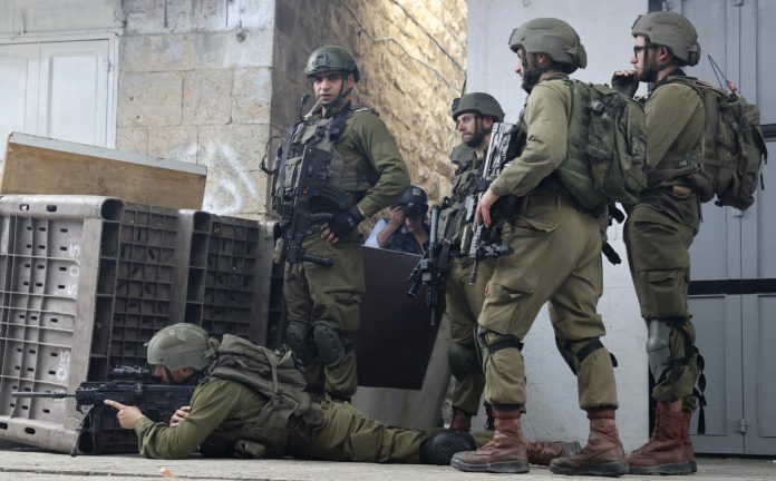 Israeli Forces in WB