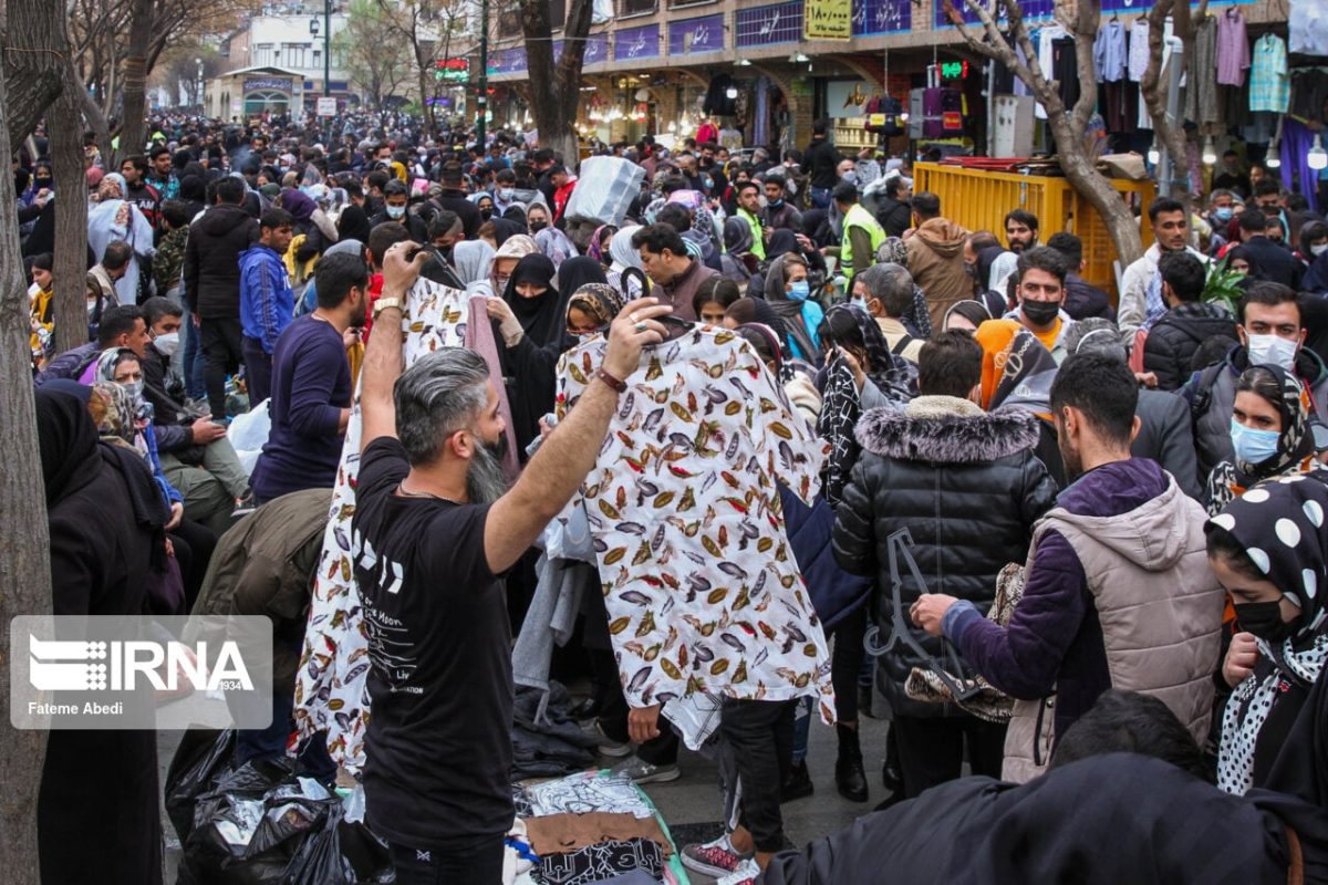Iranians preparing to welcome the New Year