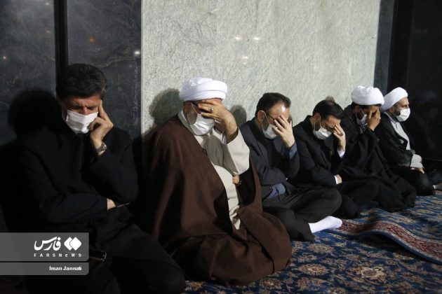 Memorial service held for cleric stabbed to death in Iran