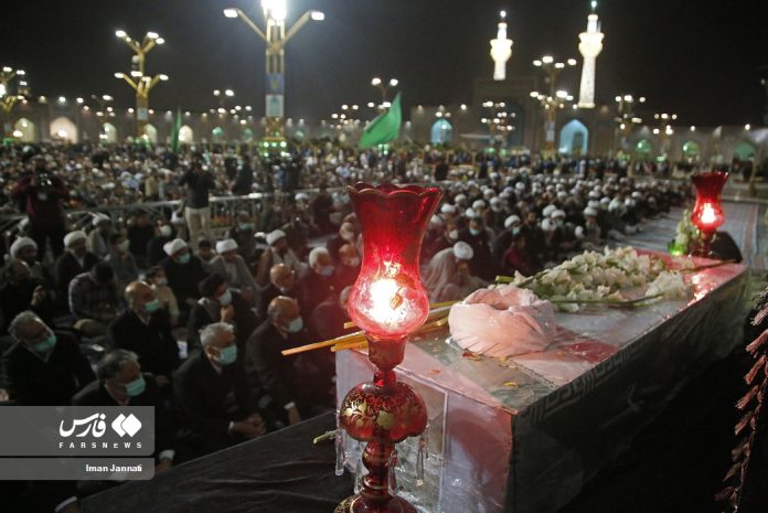 Memorial service held for cleric stabbed to death in Iran