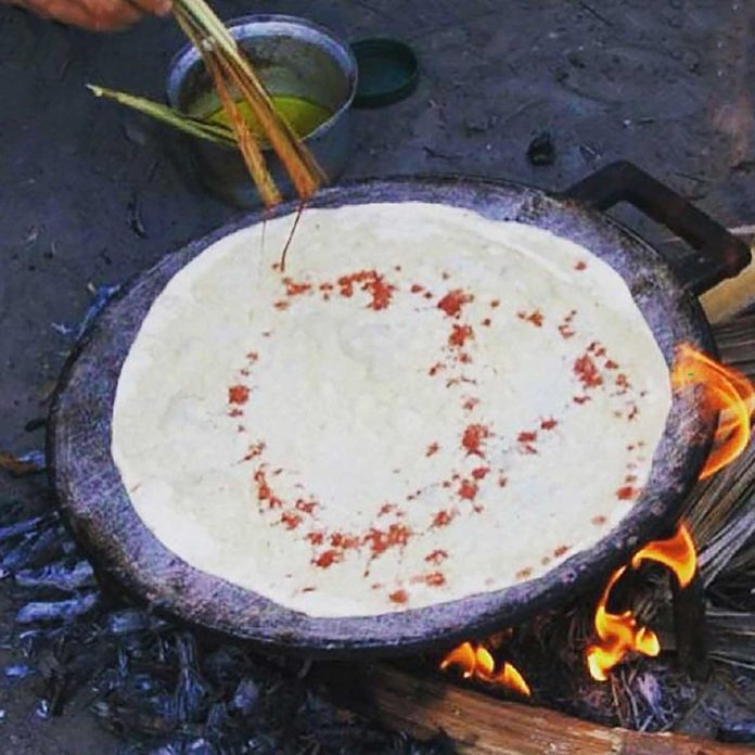 Tomshi Bread; A Tasty Bread Made of Soil!