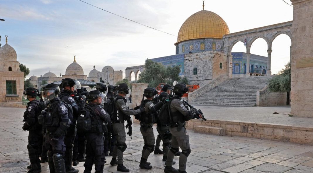 Israeli Forces Al-Aqsa Mosque