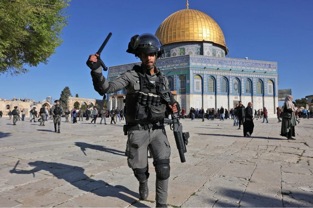 Israeli forces storm al-Aqsa Mosque