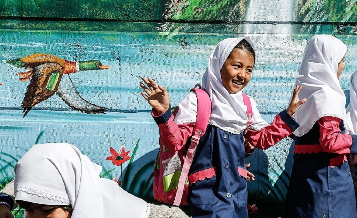 Foreign children study in Iranian schools