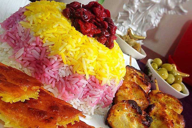 Iranian Food: Albaloo Polo Recipe (Sour Cherry Rice With Meatballs)