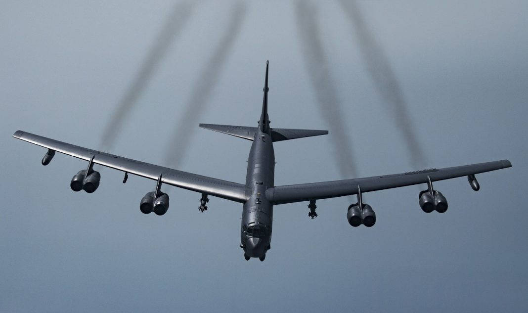 US B-52 Bomber