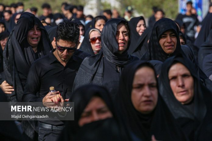 Iran train accident victims mourned
