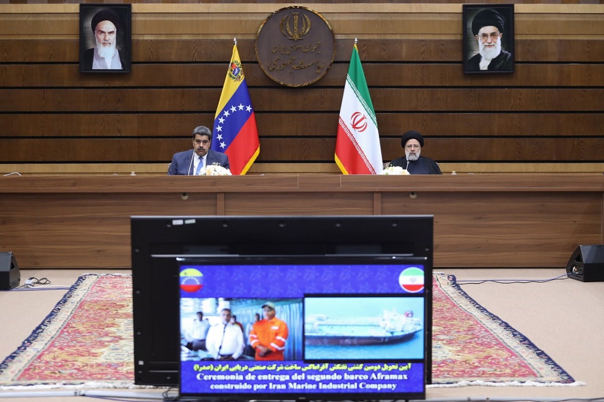 İran ve Venezuela Devlet Başkanları Raisi ve Maduro