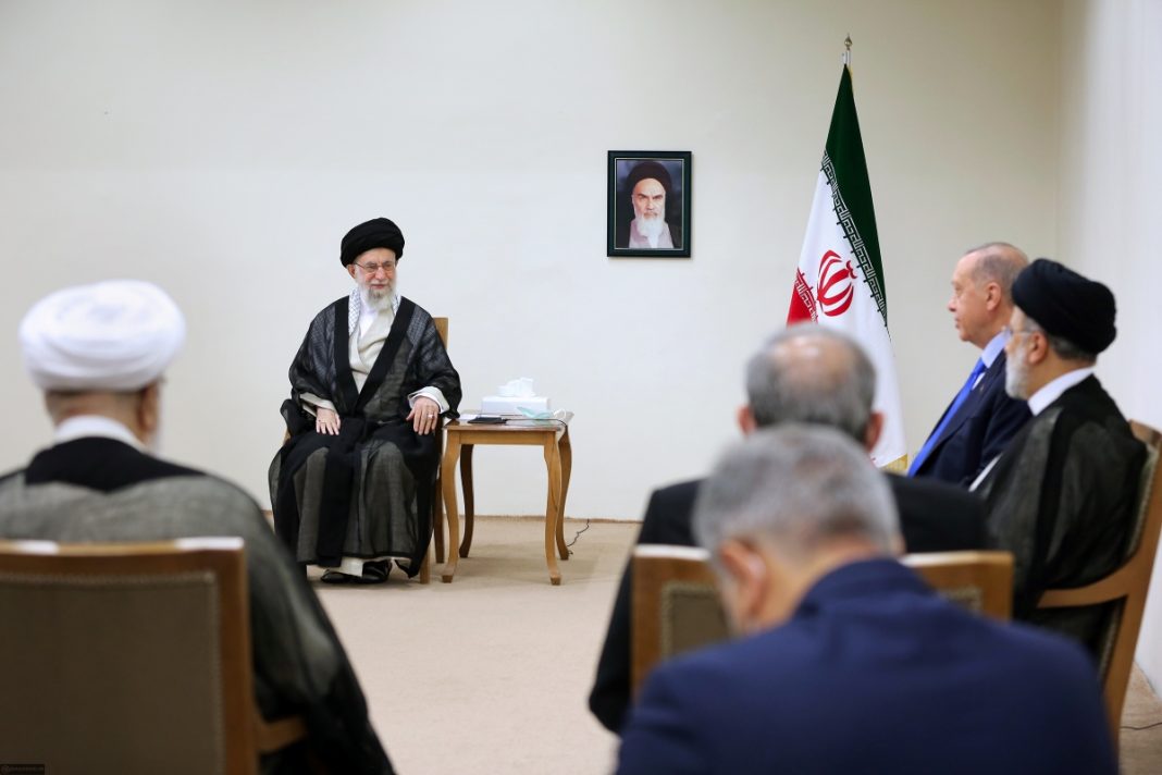 Leader of the Islamic Revolution Ayatollah Seyyed Ali Khamenei and Turkey's President Recep Tayyip Erdoğan
